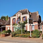 Mairie d'Holnon 02760.