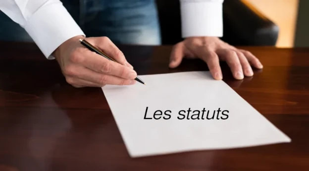 Les statuts